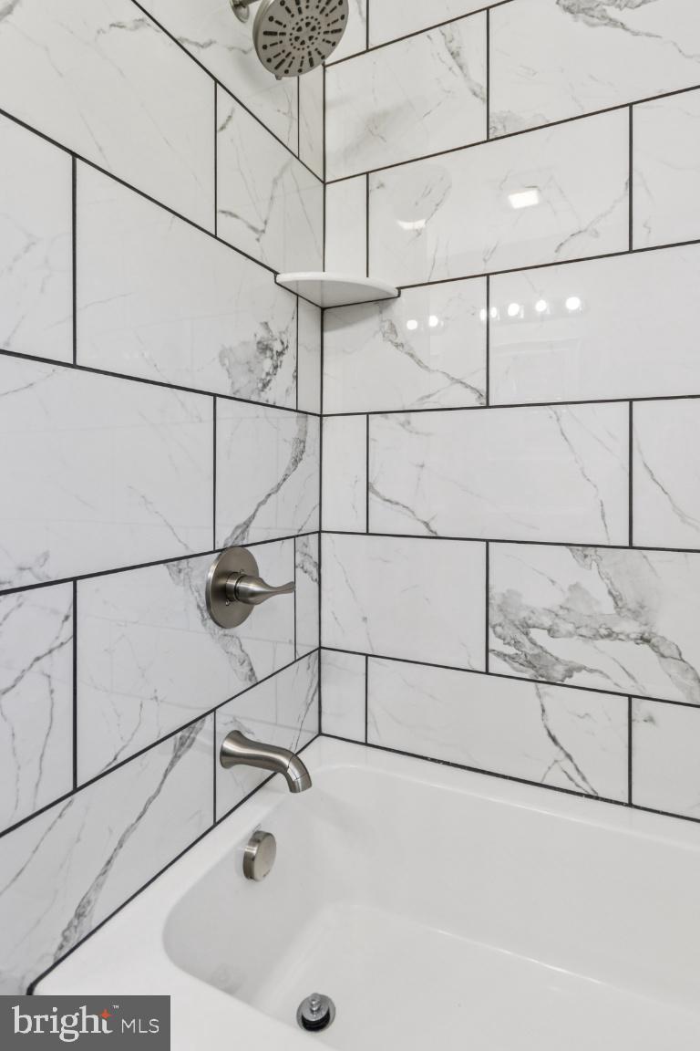 FOLTZ STORE - Residential