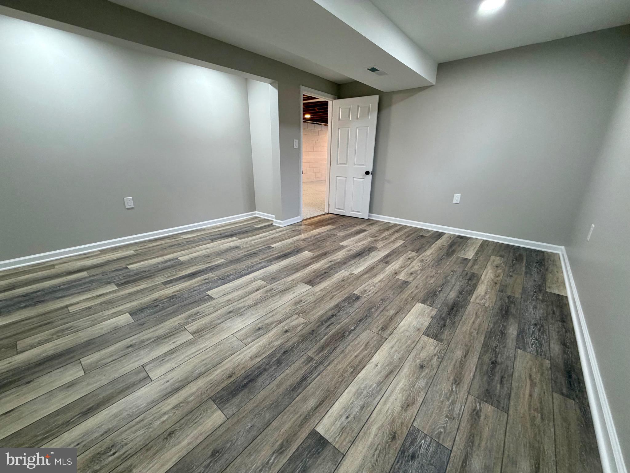 FOLTZ STORE - Residential