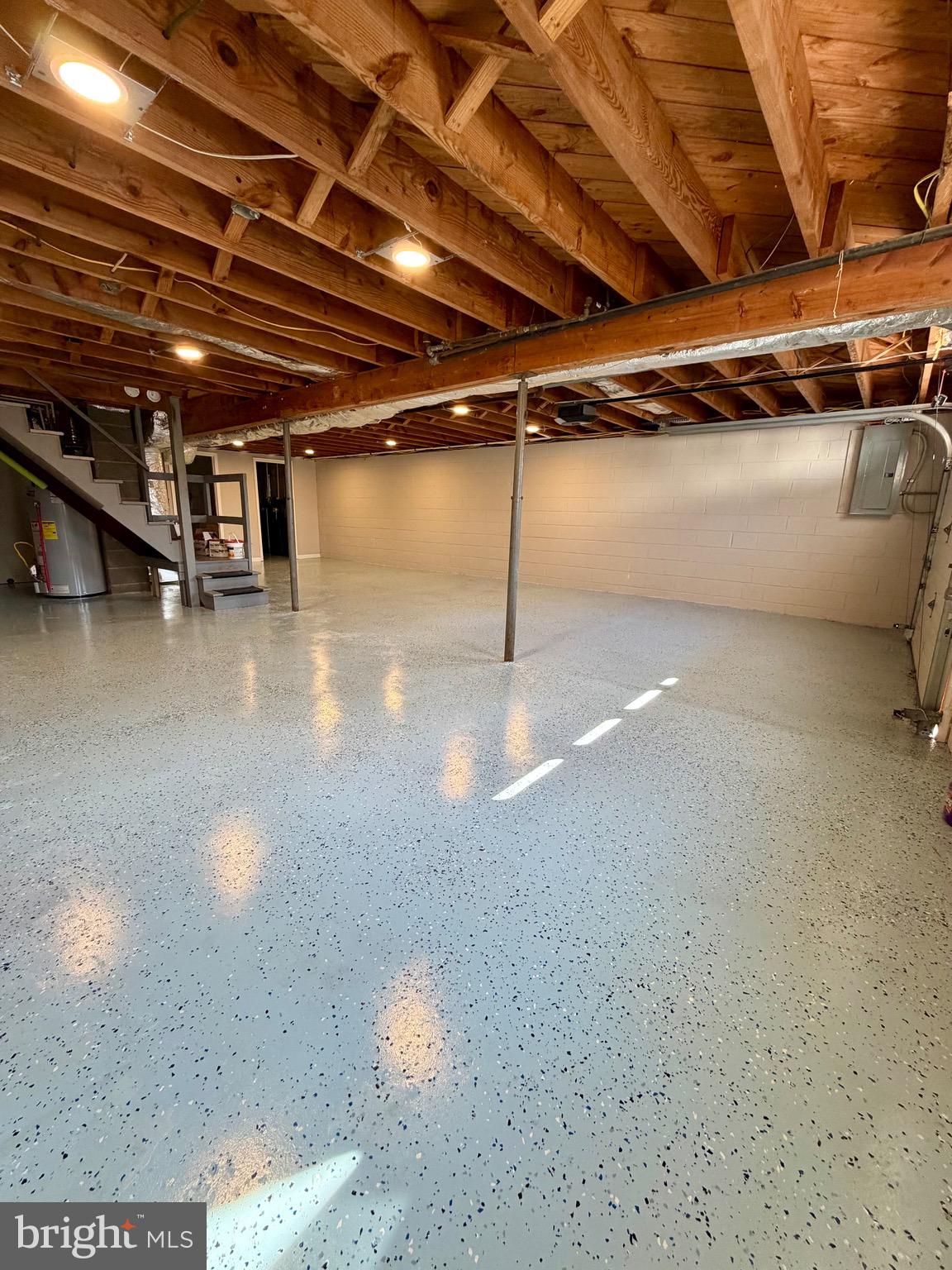 FOLTZ STORE - Residential