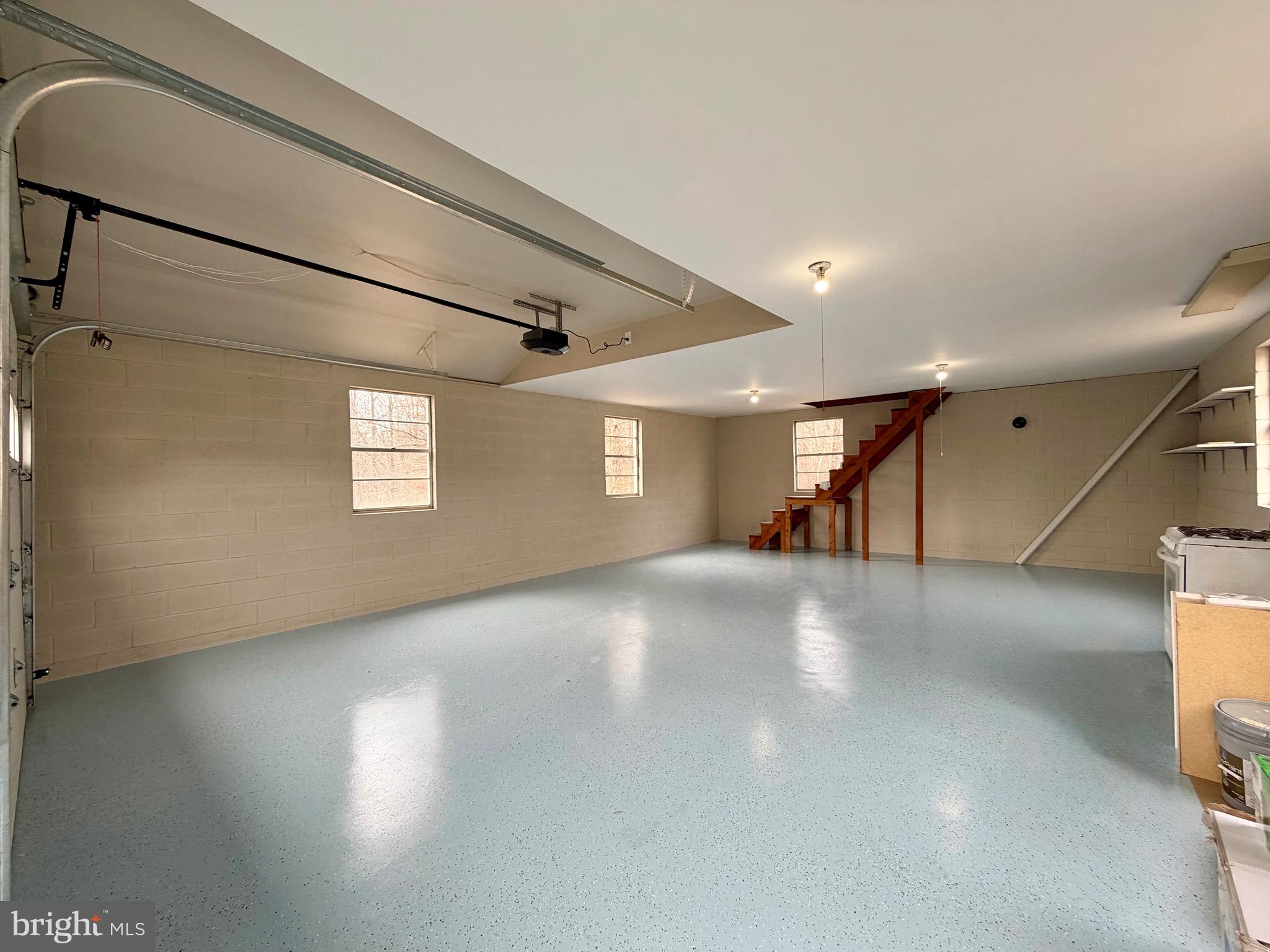 FOLTZ STORE - Residential