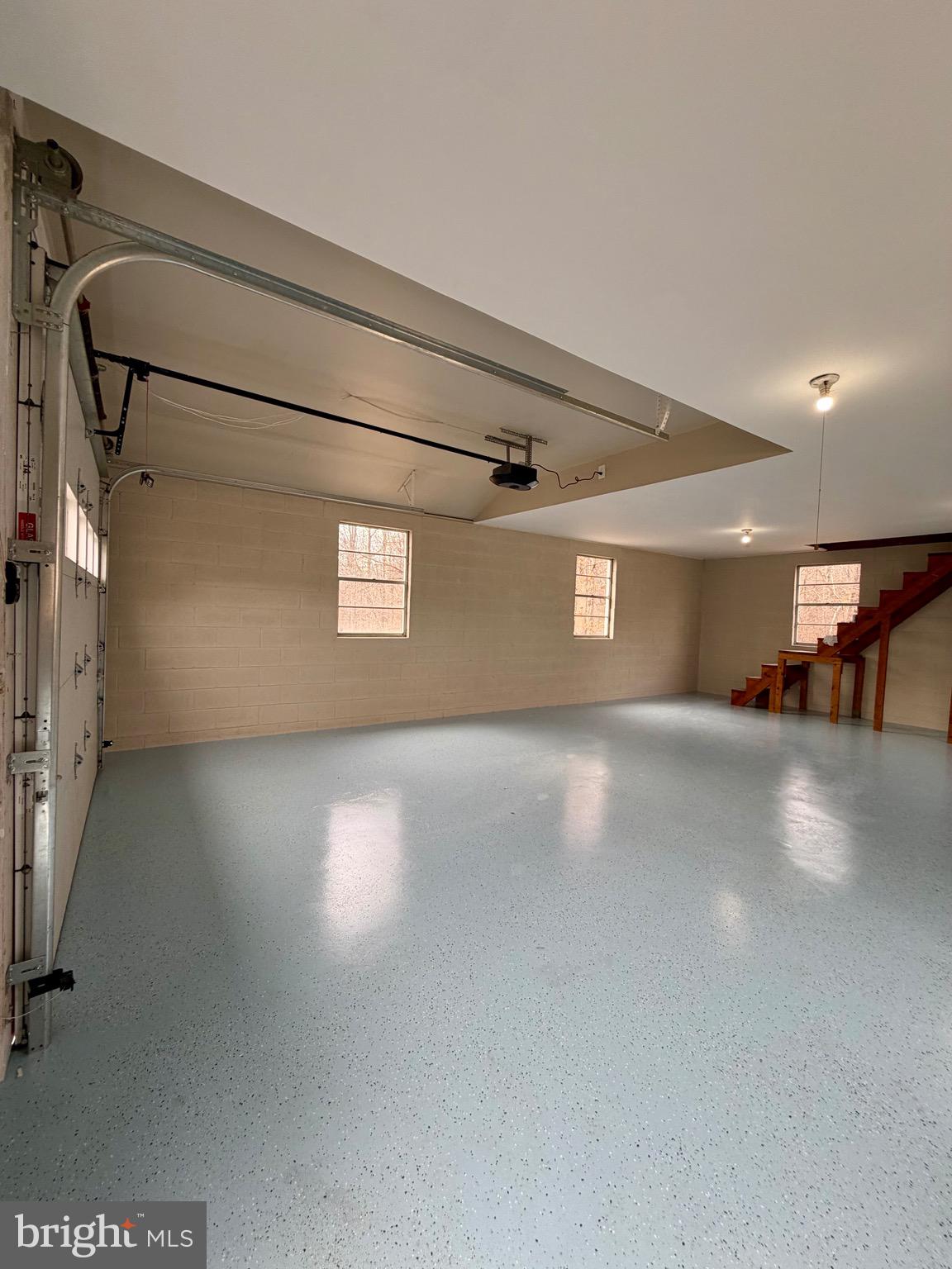 FOLTZ STORE - Residential