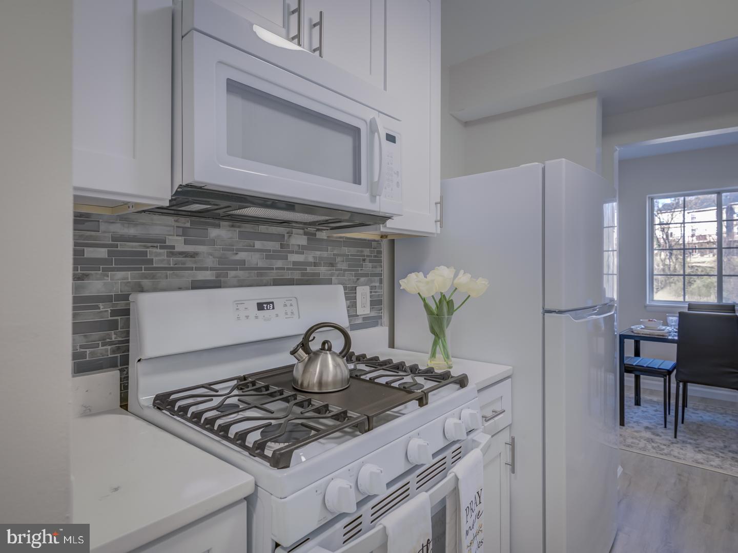 RIVER TERRACE - Residential