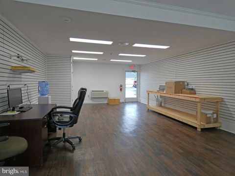 Tiny photo for 37 East Avenue, WOODSTOWN, NJ 08098 (MLS # NJSA2018080)