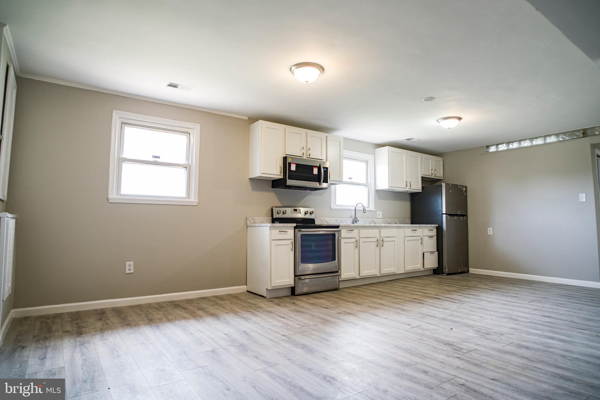 FORT WASHINGTON - Residential Lease