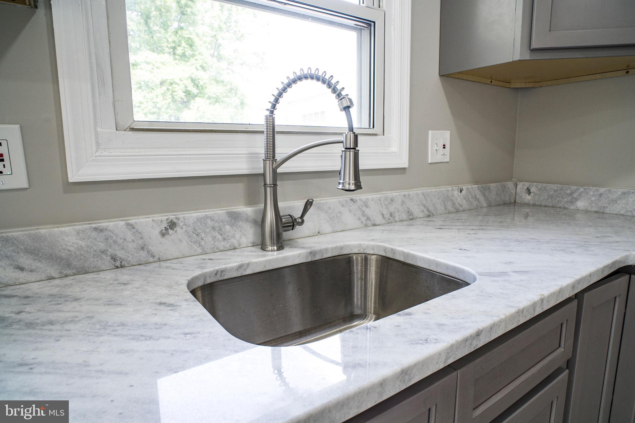 FORT WASHINGTON - Residential Lease