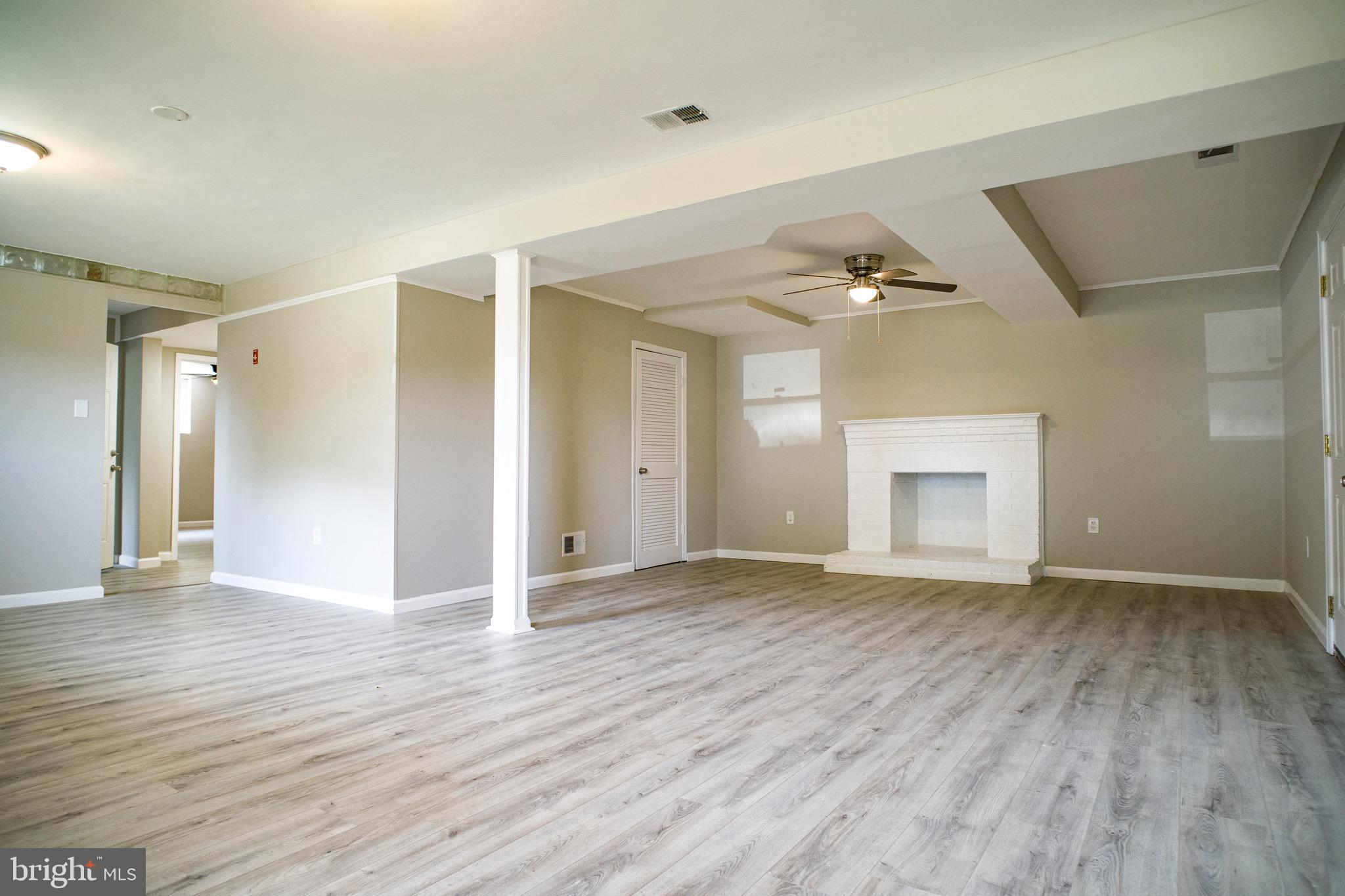 FORT WASHINGTON - Residential Lease