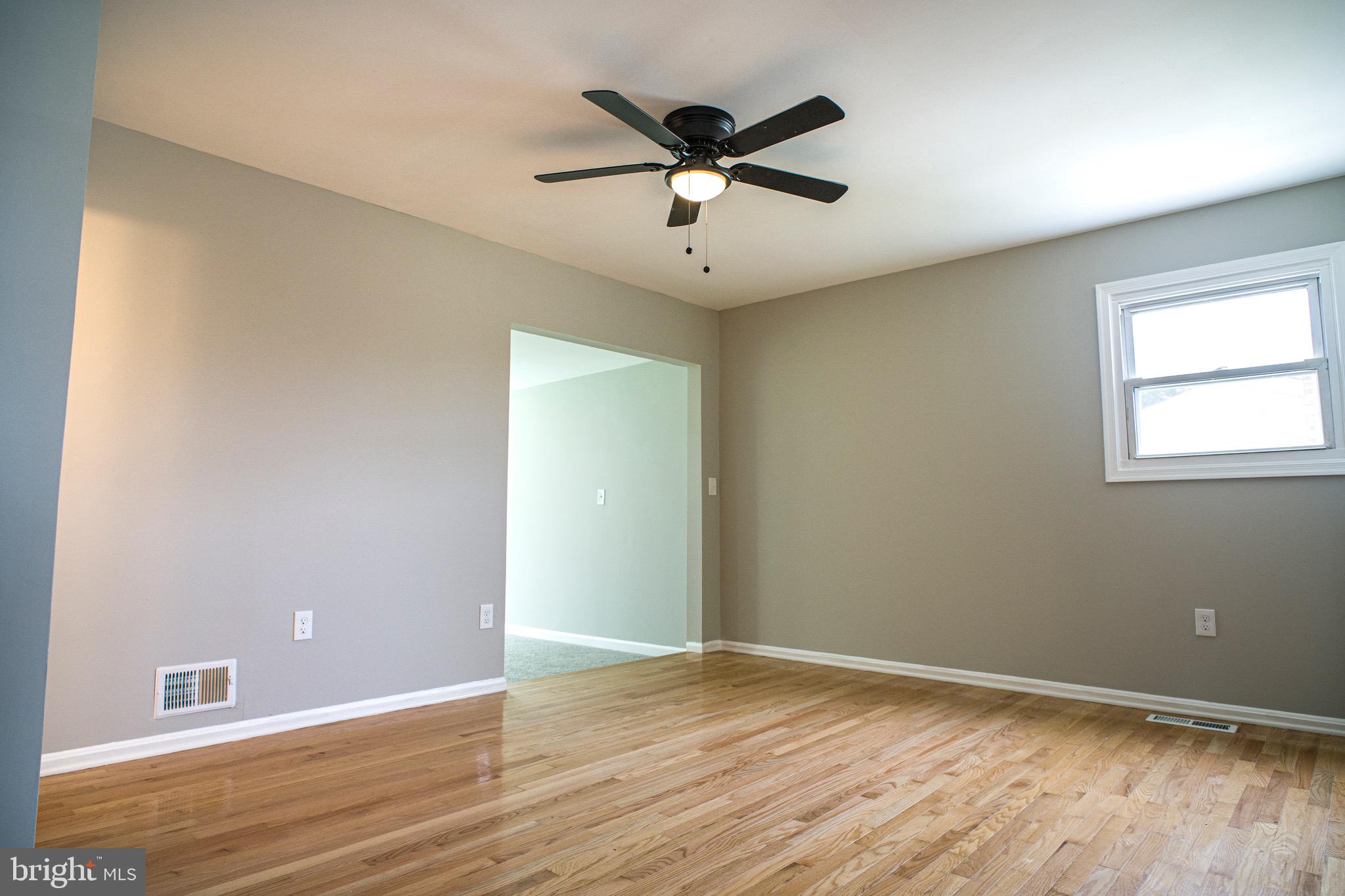 FORT WASHINGTON - Residential Lease