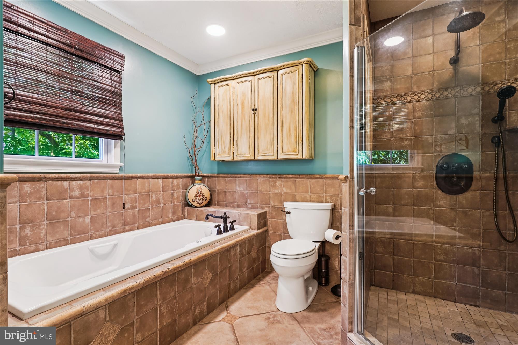 MONTCLAIR - Residential