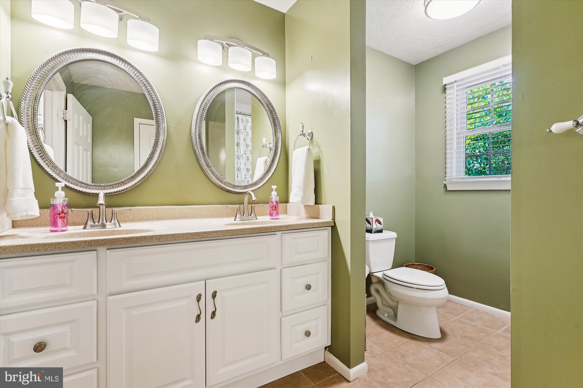 MONTCLAIR - Residential