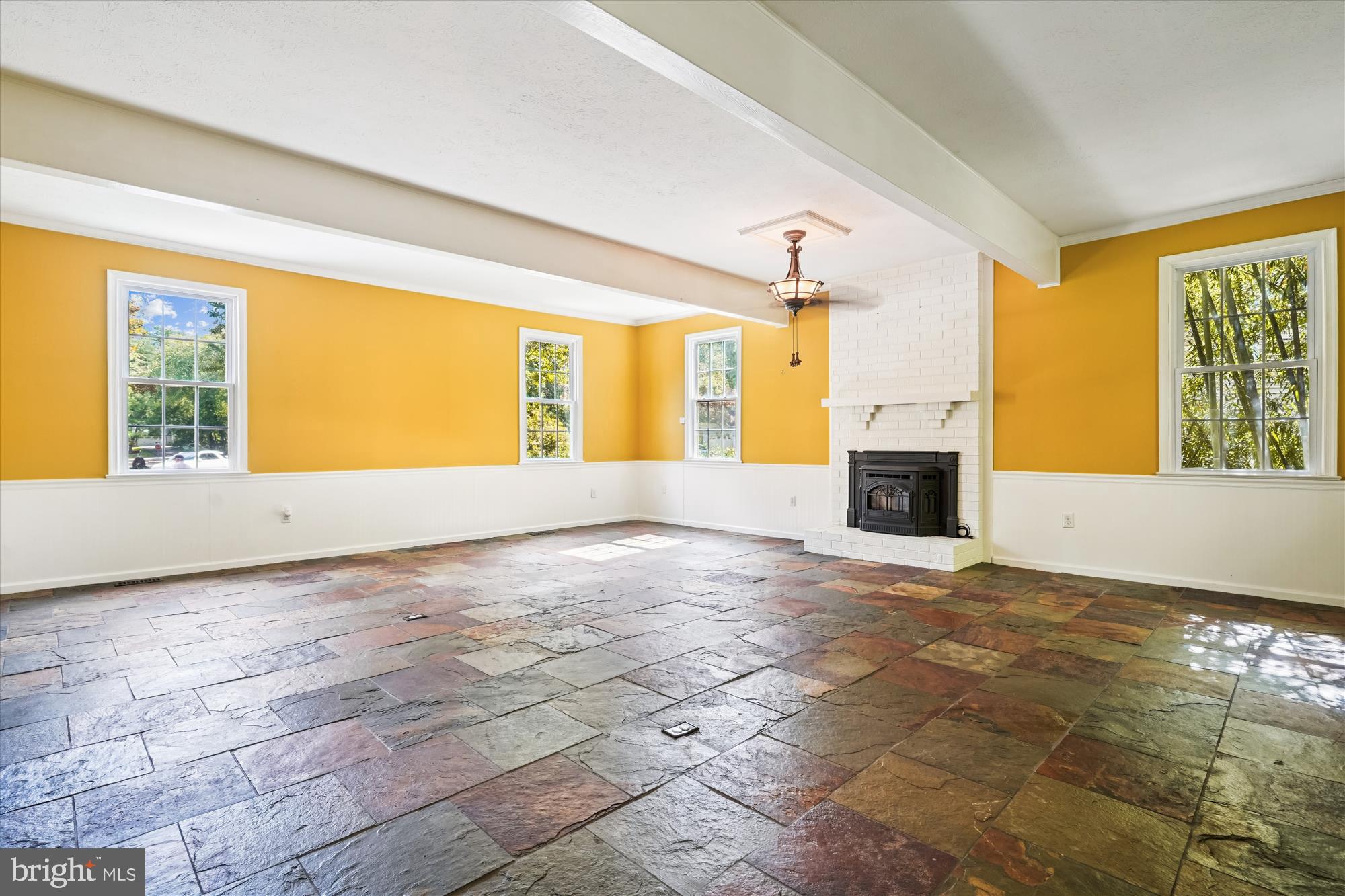 MONTCLAIR - Residential