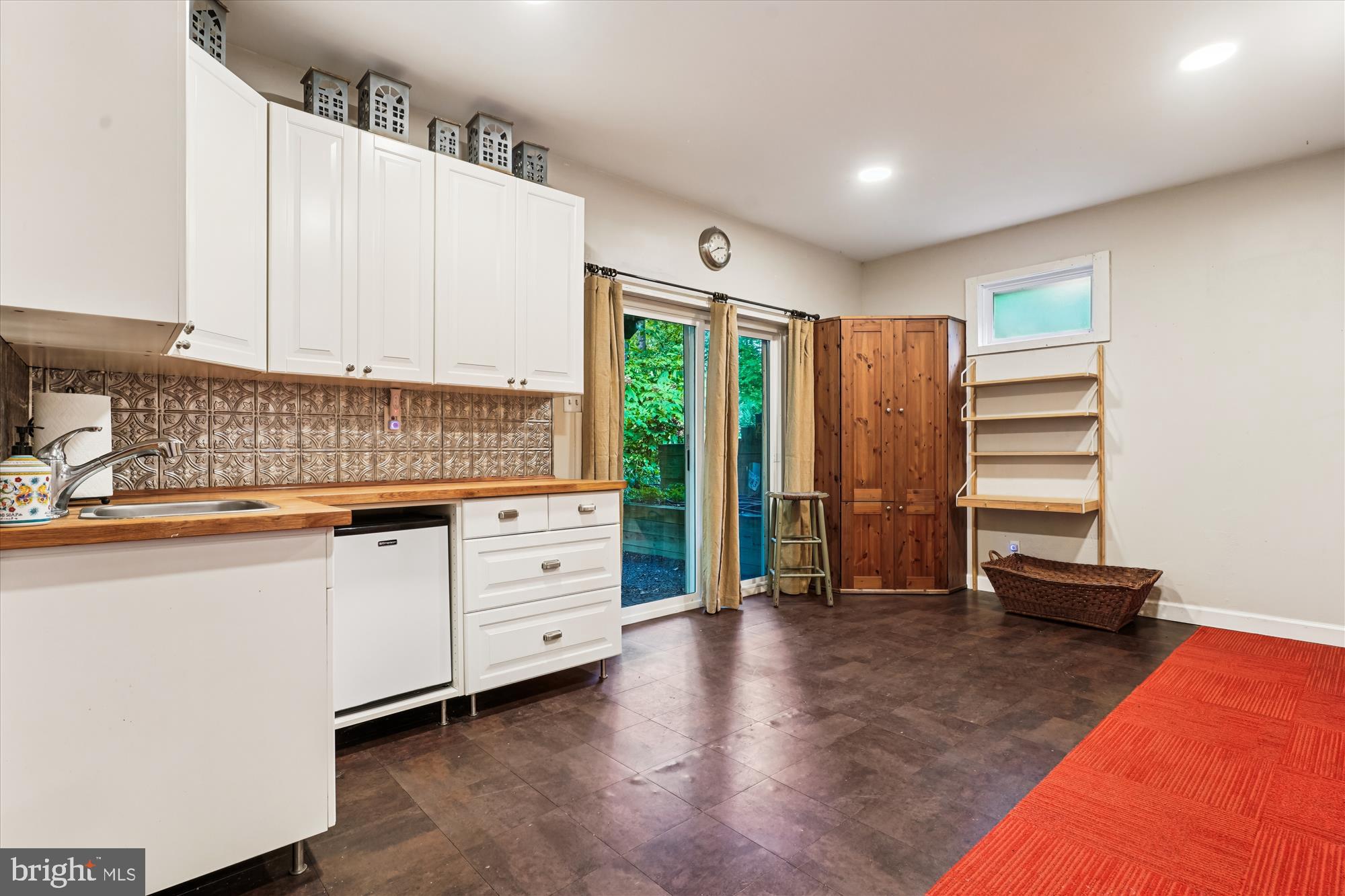 MONTCLAIR - Residential