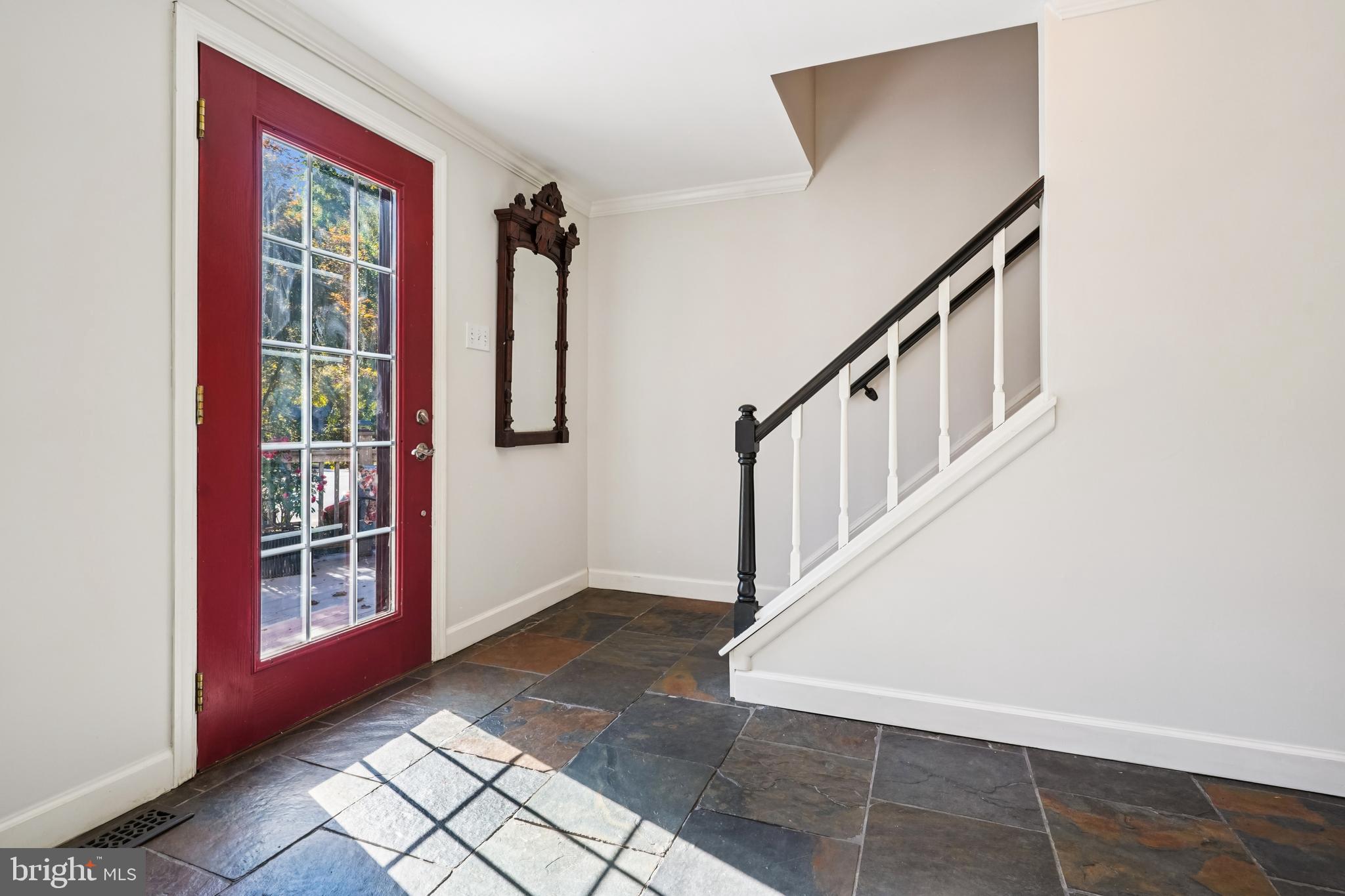 MONTCLAIR - Residential