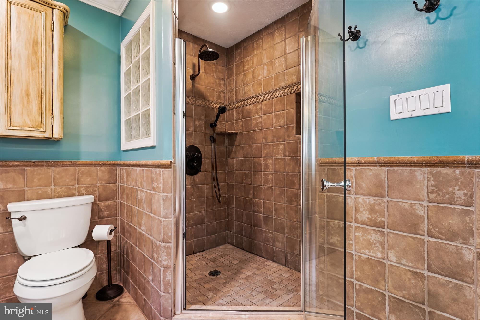 MONTCLAIR - Residential