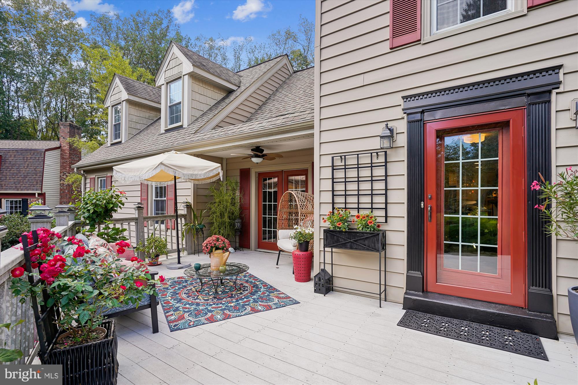 4710 PINECREST COURT