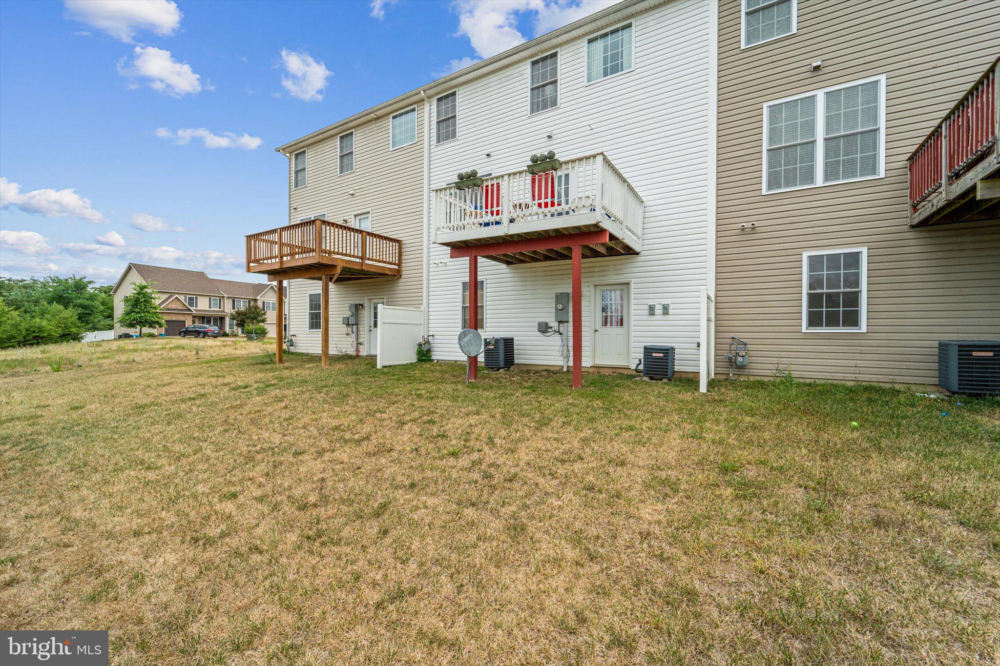 SOVEREIGN VILLAGE - Residential