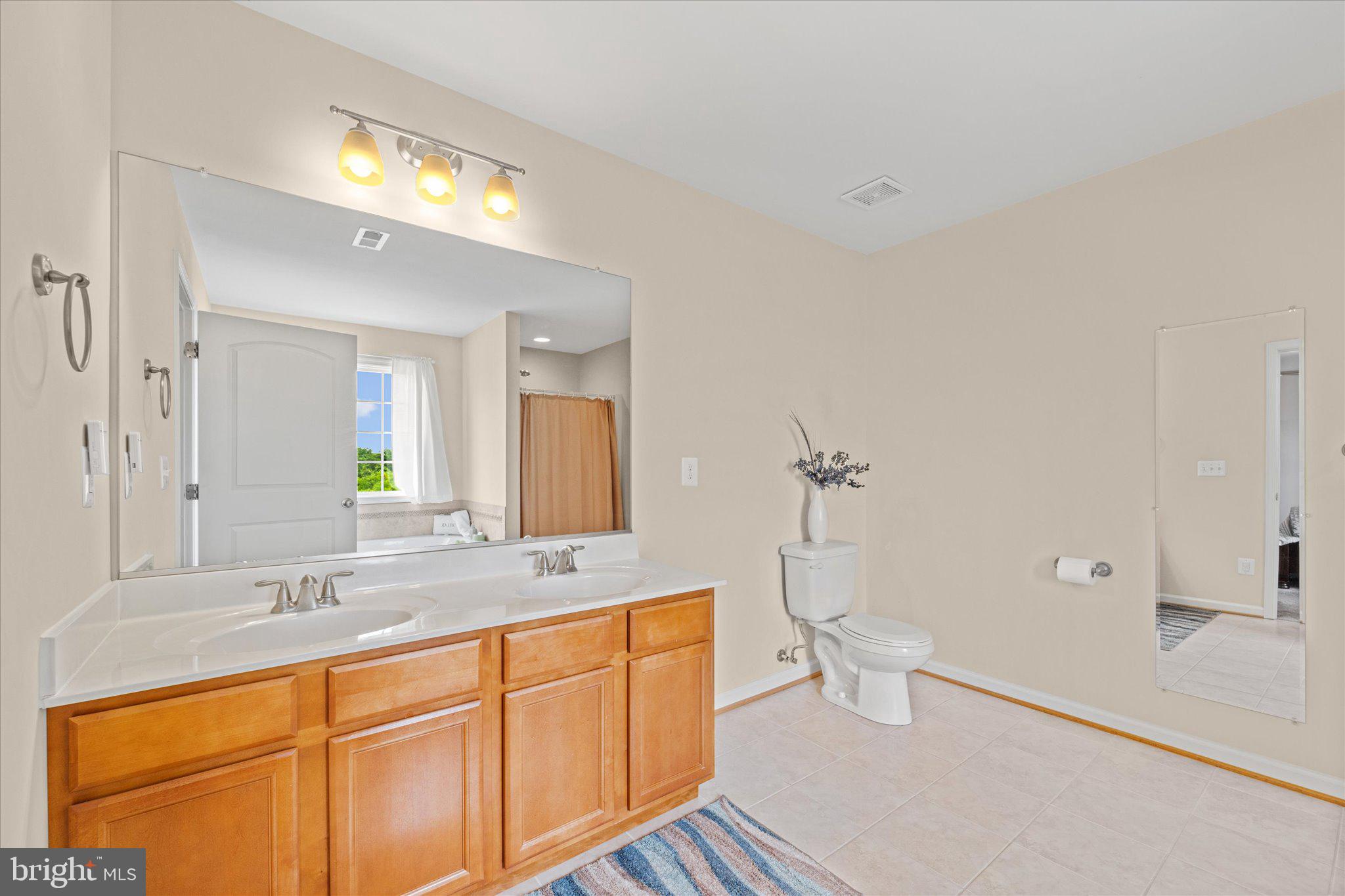 SOVEREIGN VILLAGE - Residential