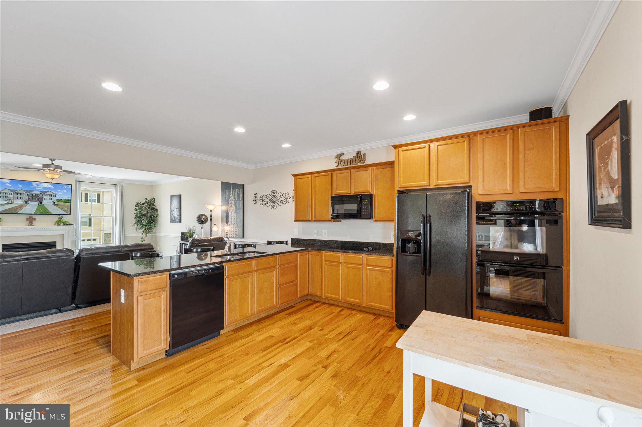 SOVEREIGN VILLAGE - Residential