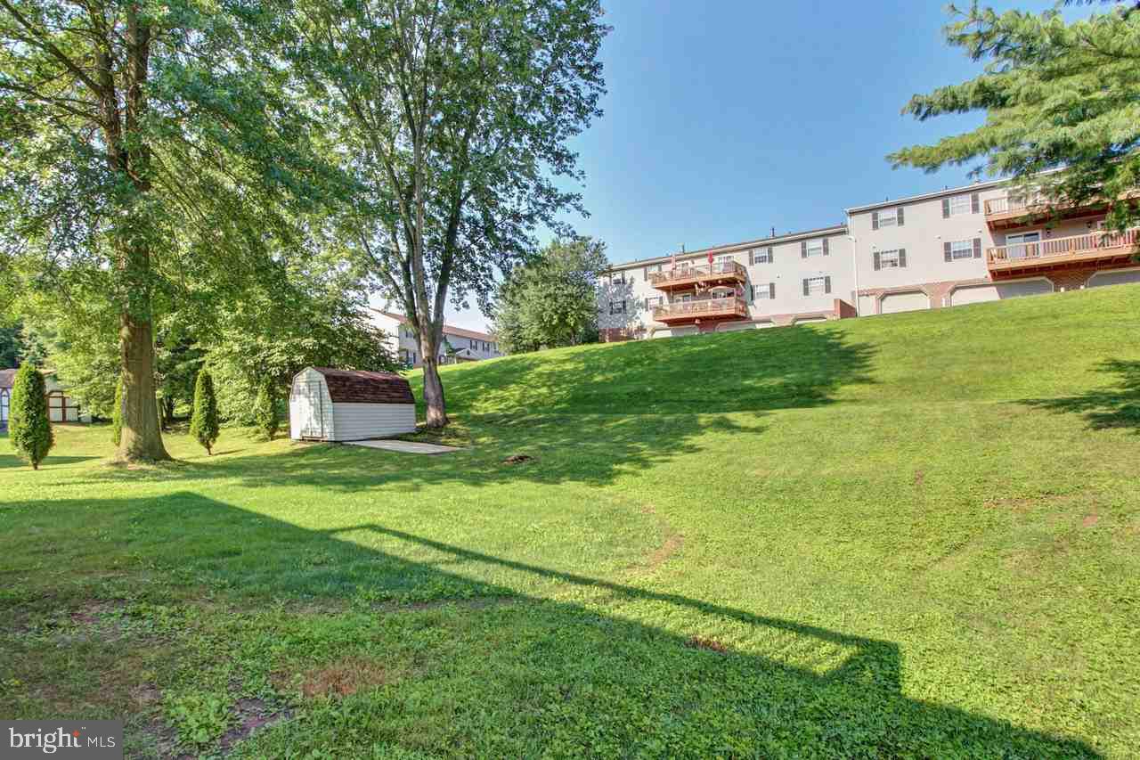 COOL CREEK MANOR - Residential