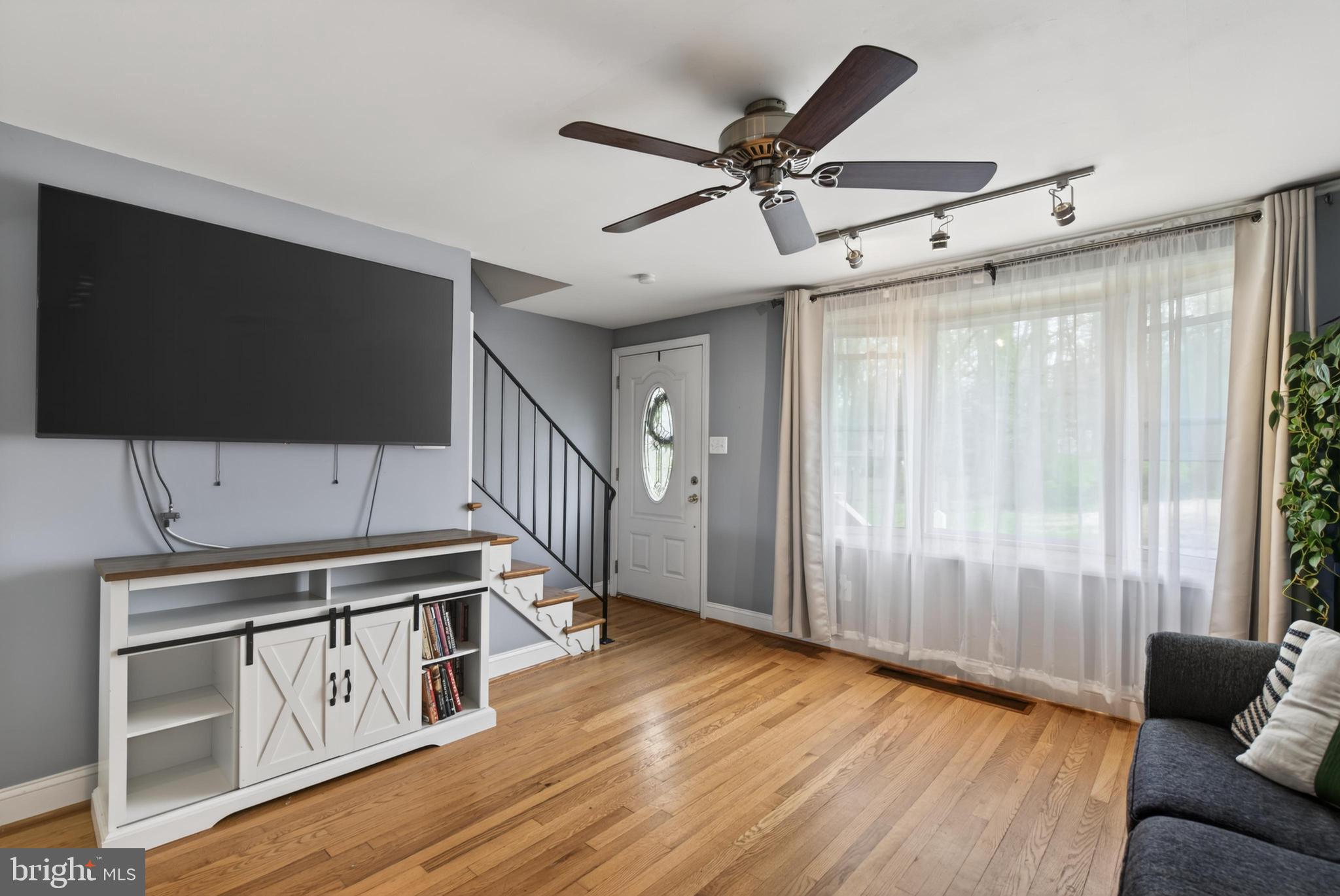 1810 HARRISON AVENUE