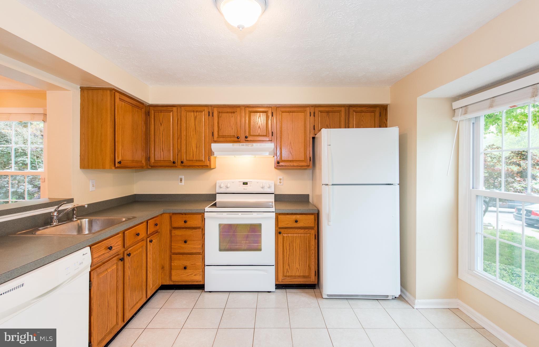 OAK WEST - Residential Lease