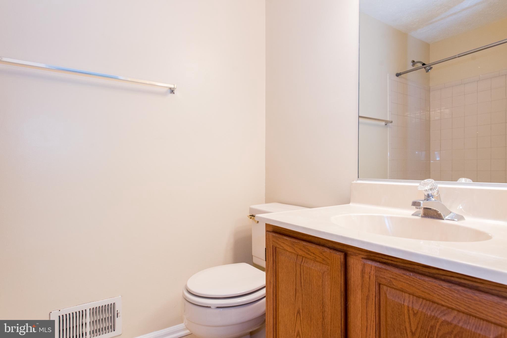 OAK WEST - Residential Lease