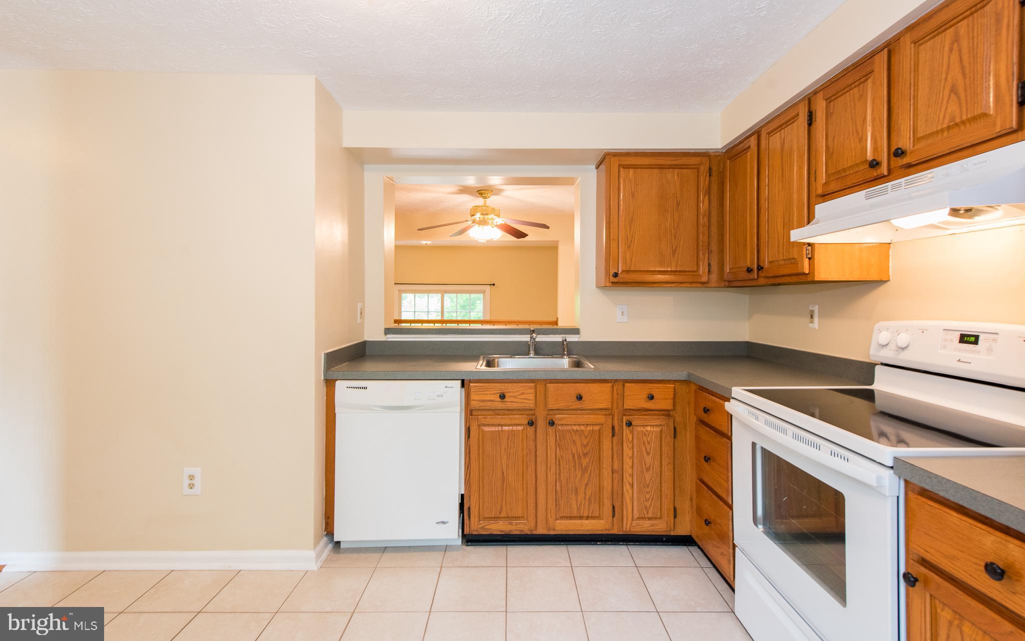 OAK WEST - Residential Lease