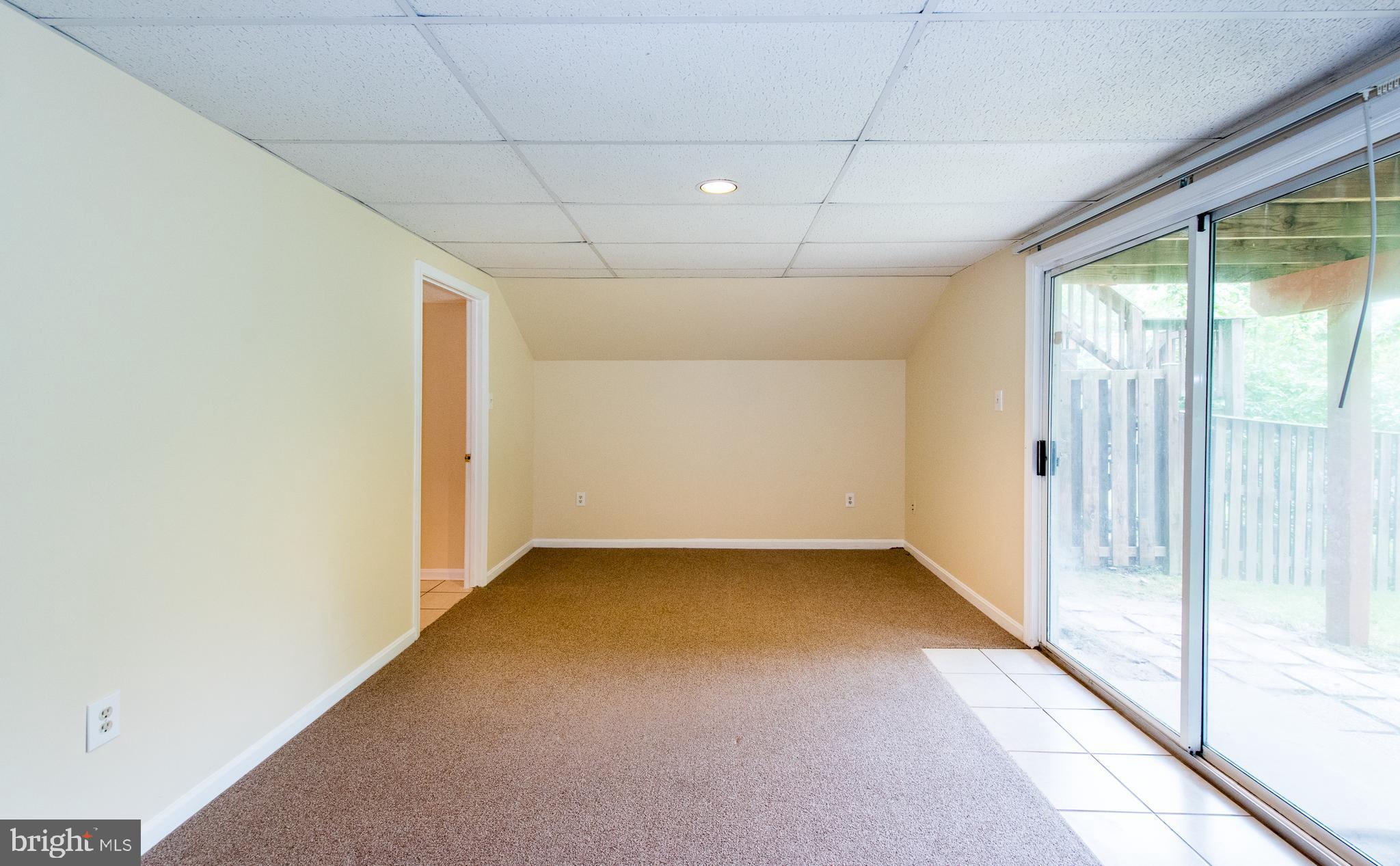 OAK WEST - Residential Lease