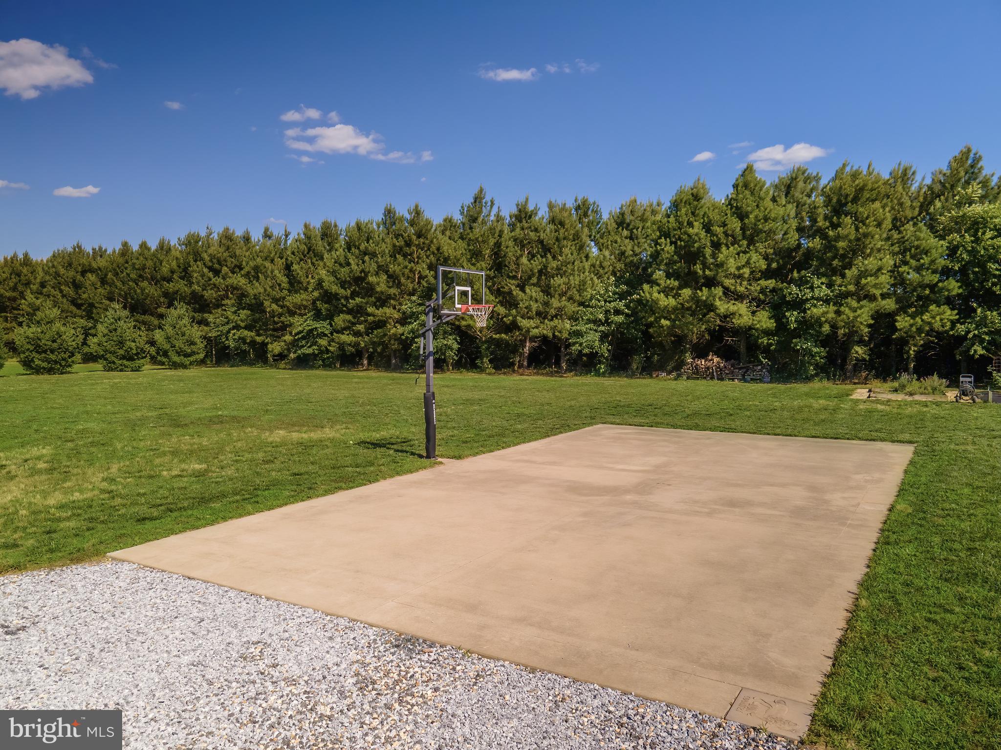 BRISCOE FARMS - Residential