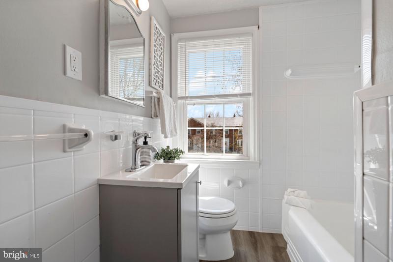 ACADEMY HEIGHTS - Residential