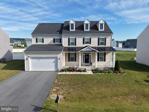 MLS: WVBE2052060