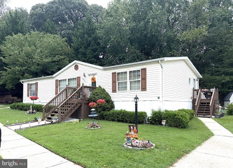 Mobile Home For Sale - 8007 Fair Breeze Drive<br/> SEVERN, MD 21144
