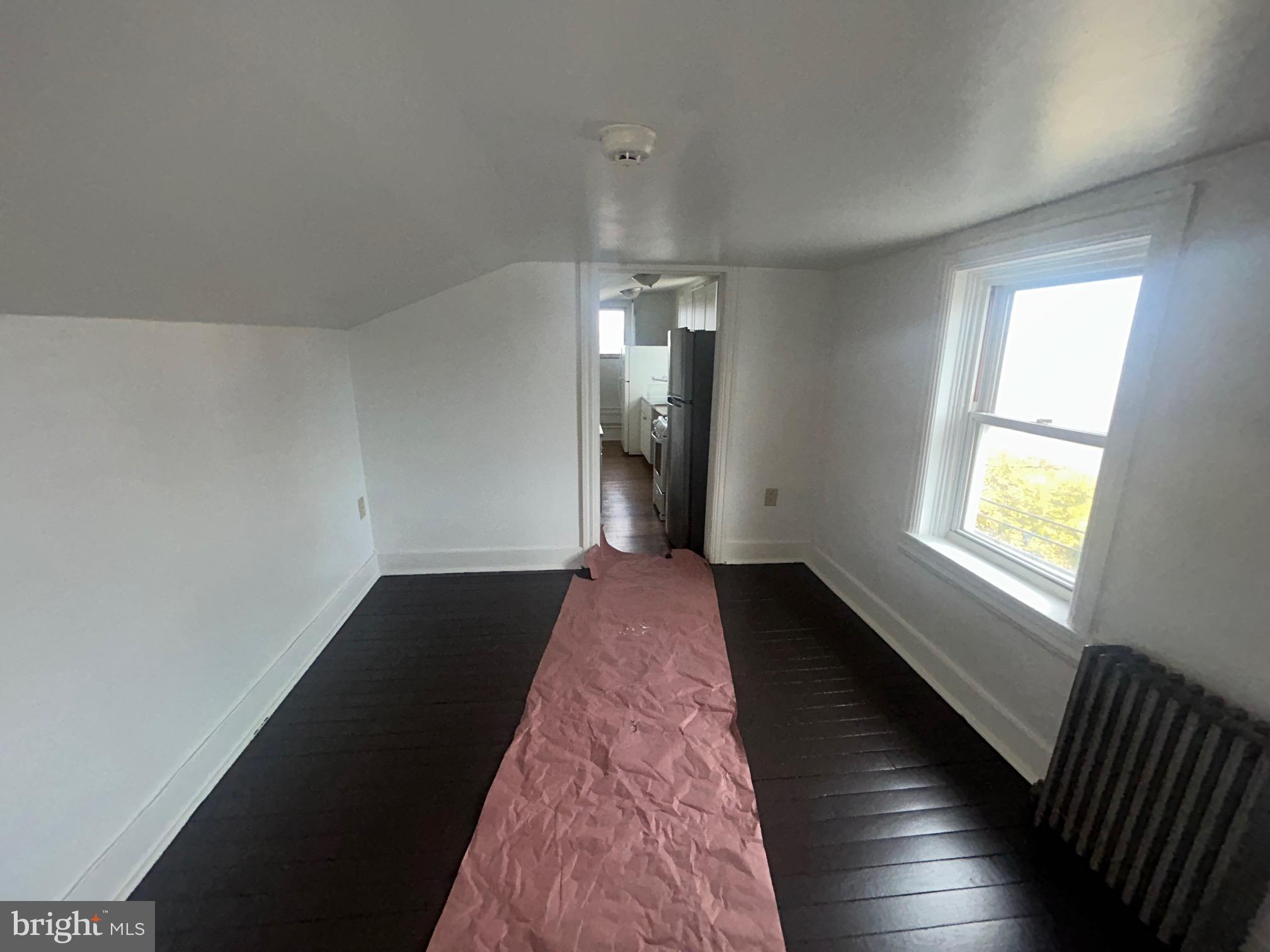 RESIDENTIAL - Residential Lease