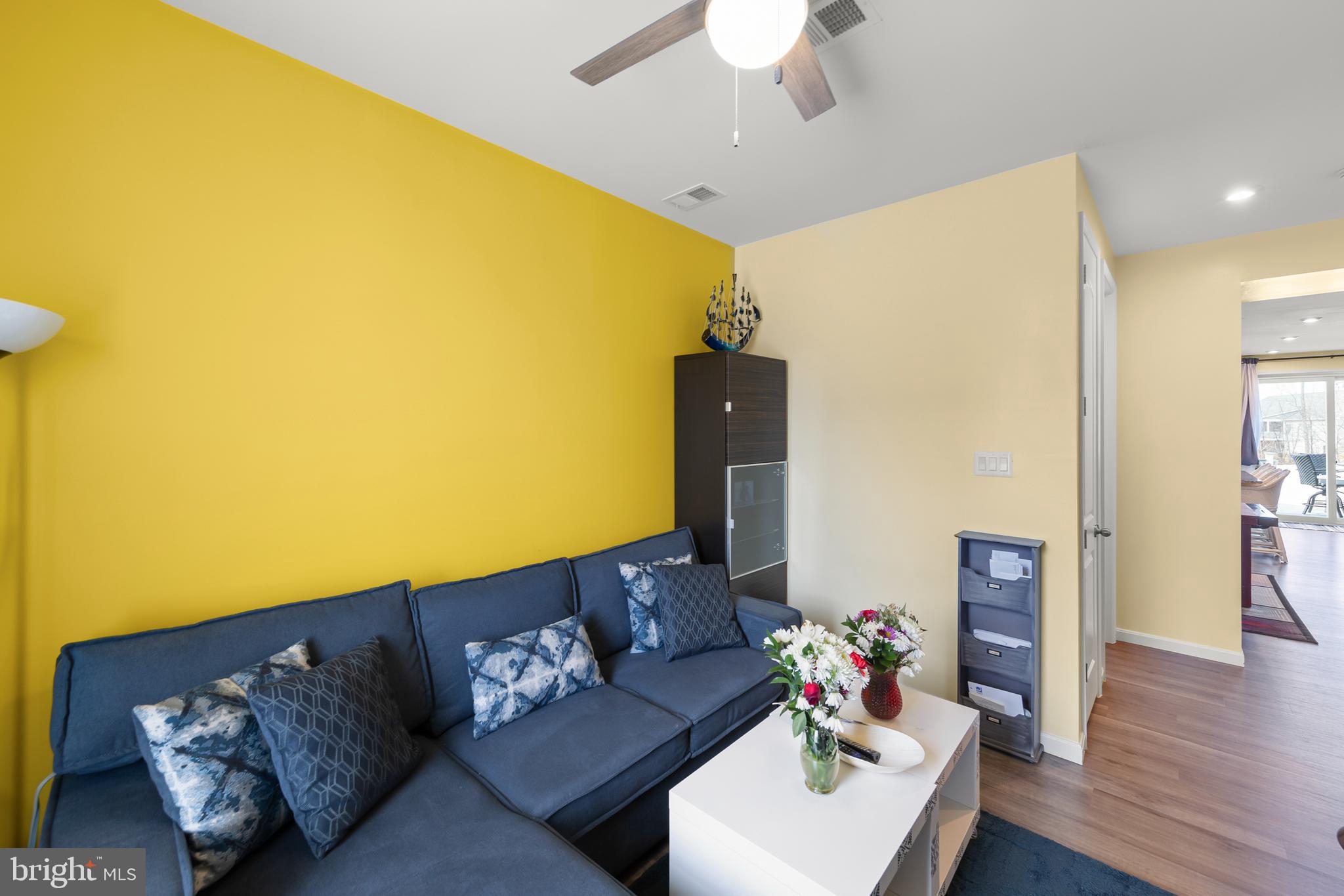 RAVEN OAKS - Residential