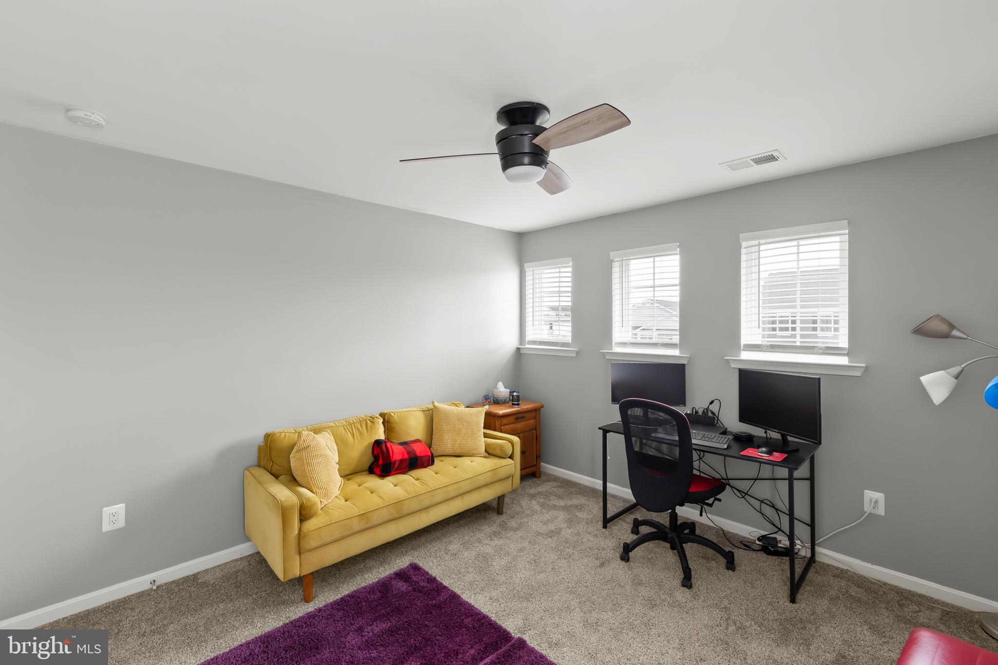 RAVEN OAKS - Residential