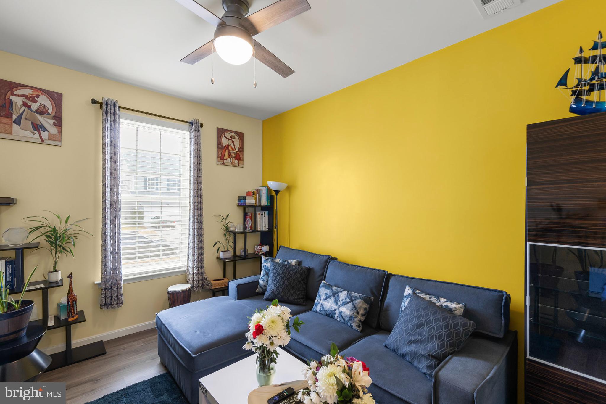 RAVEN OAKS - Residential