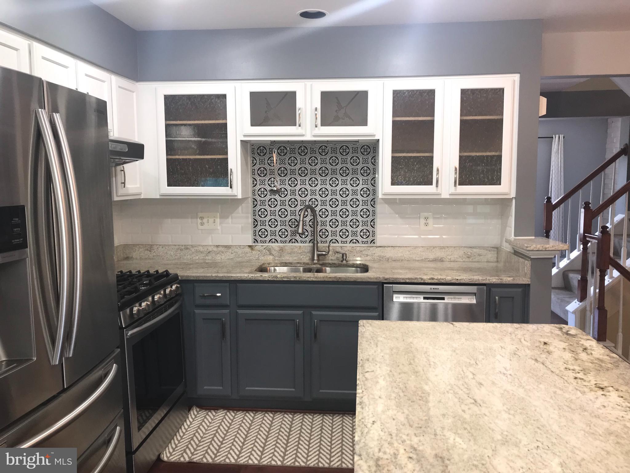 VILLAGE TOWNS - Residential Lease