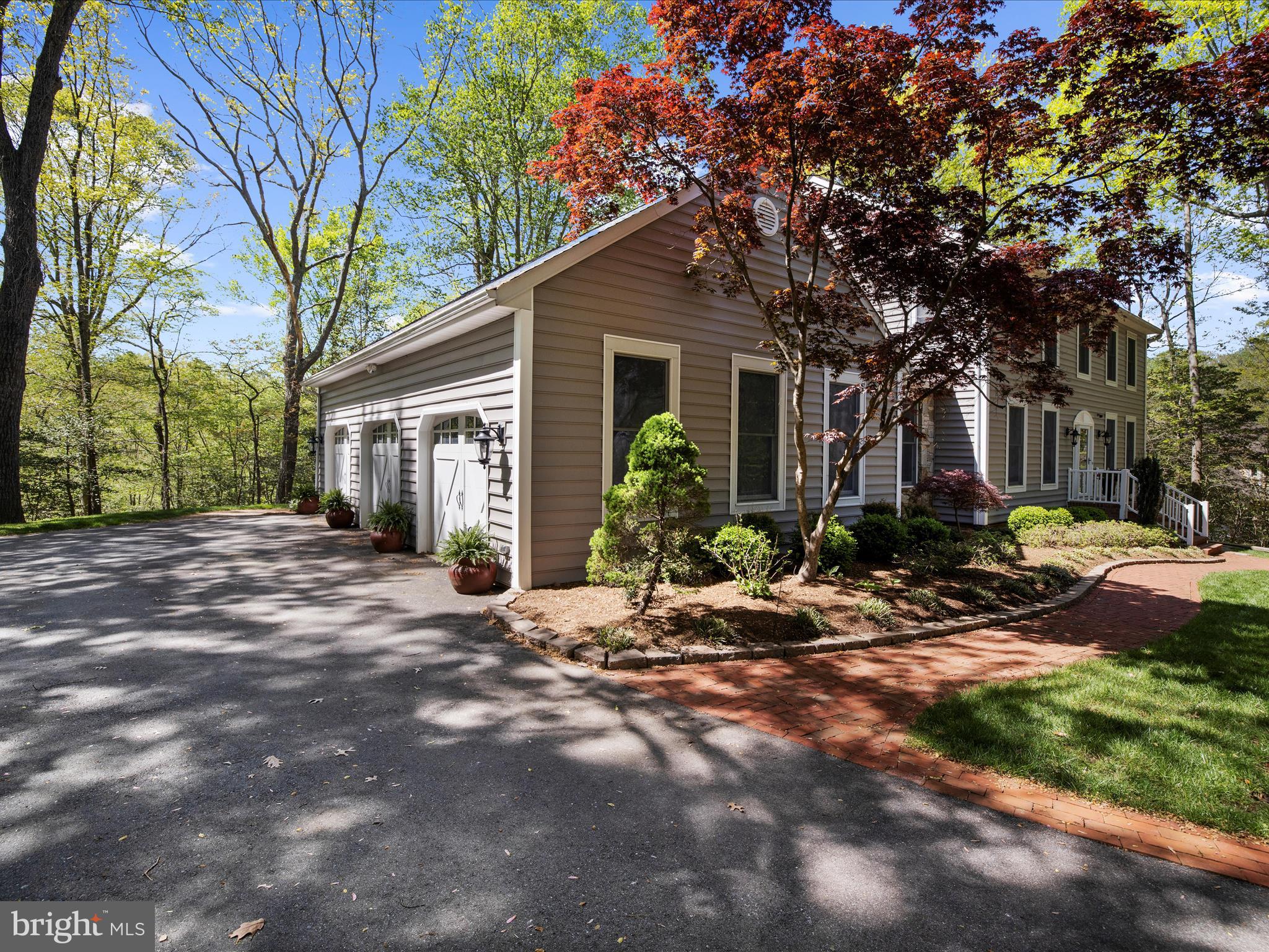 THE RIDGES - Residential