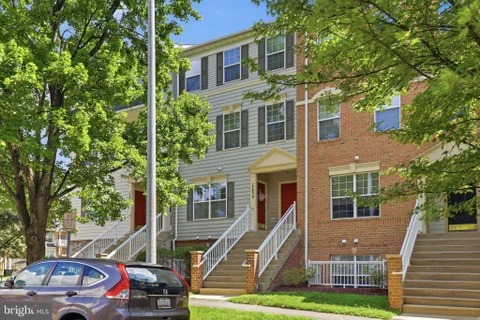 12832 Rexmore Drive Unit 4, Germantown, MD MLS: MDMC2252818