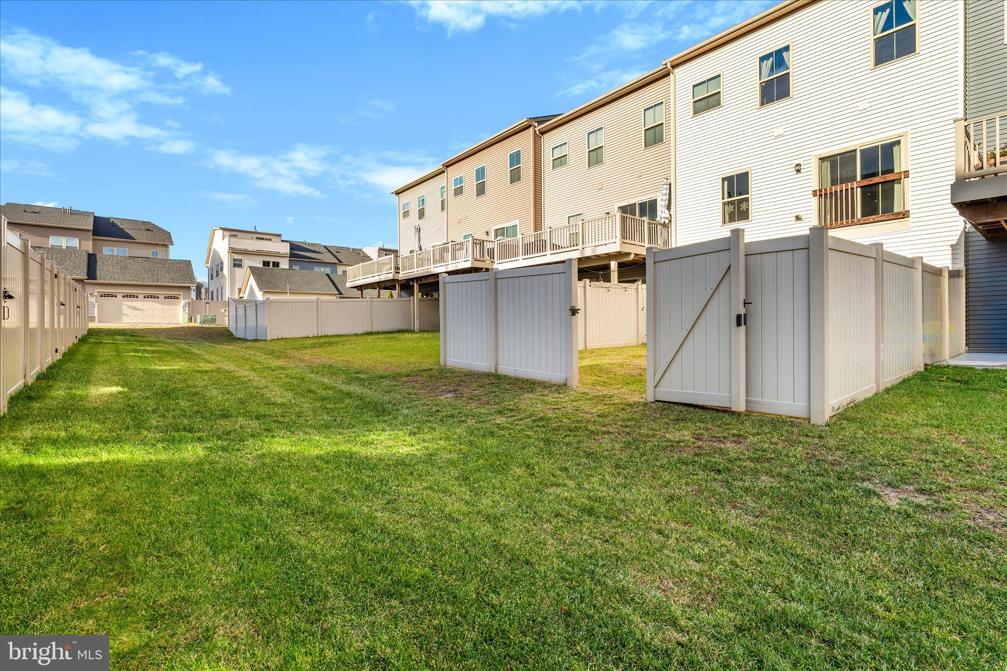 LAKE LINGANORE OAKDALE - Residential