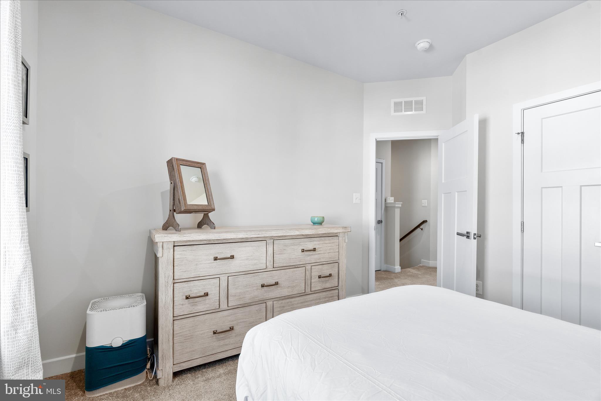 LAKE LINGANORE OAKDALE - Residential