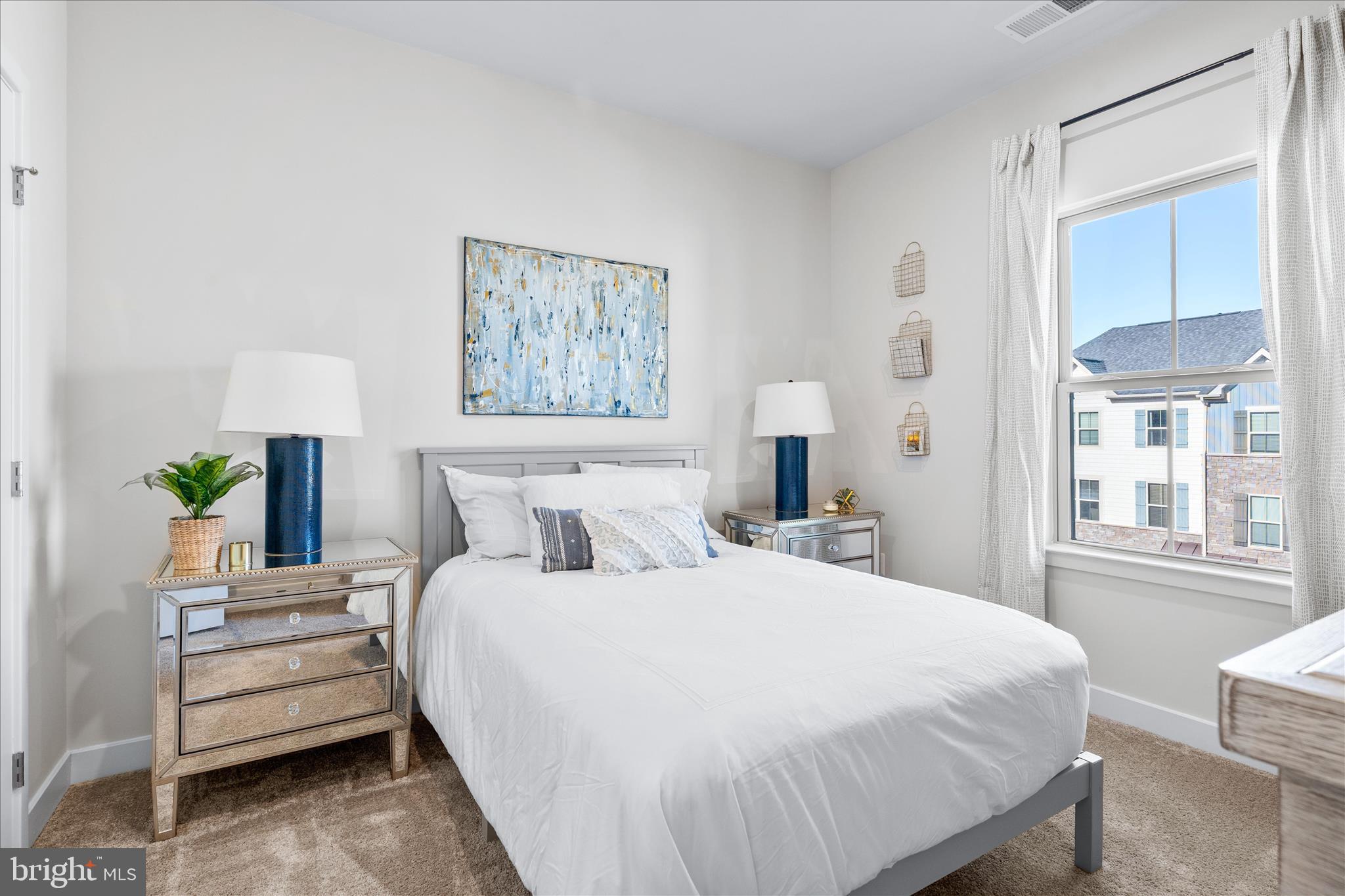 LAKE LINGANORE OAKDALE - Residential