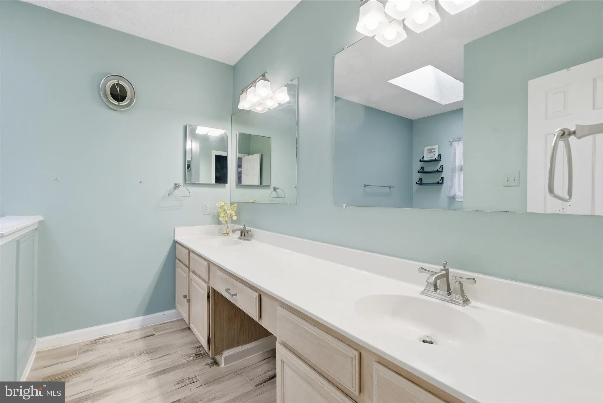 Waldorf, Maryland 20603, United States, 3 Bedrooms Bedrooms, ,3 BathroomsBathrooms,Residential,Coming Soon,230458