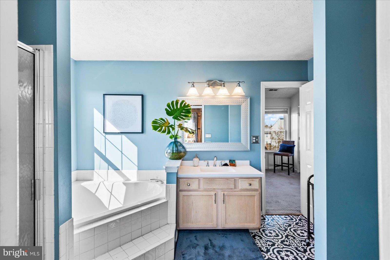 CHARLESTOWN COMMONS - Residential