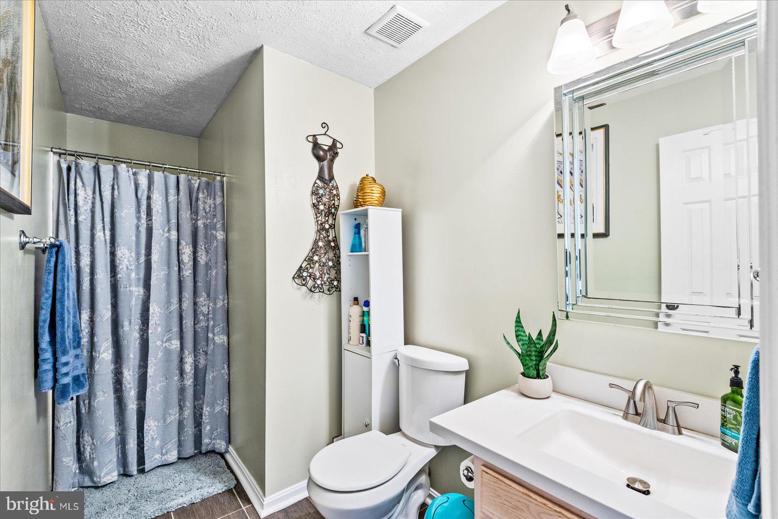 CHARLESTOWN COMMONS - Residential