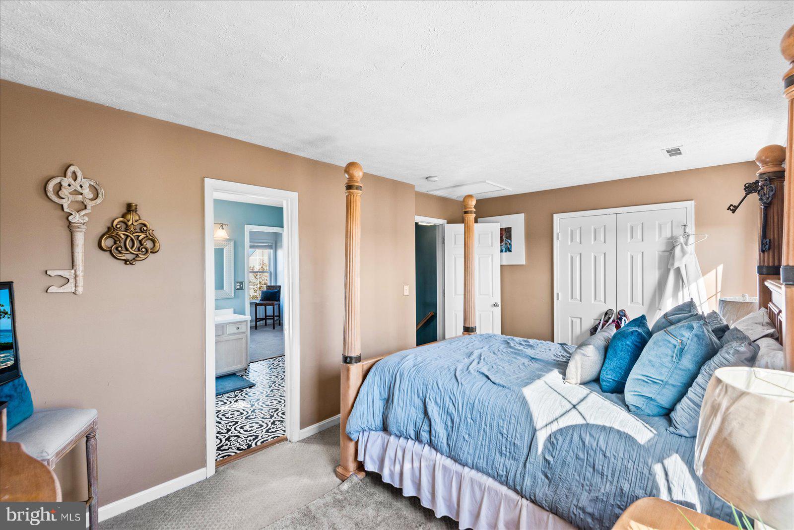 CHARLESTOWN COMMONS - Residential