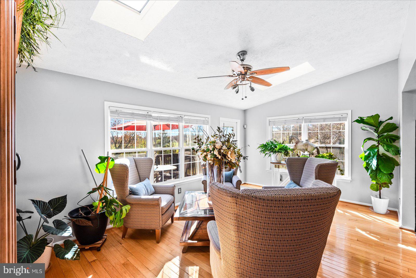 CHARLESTOWN COMMONS - Residential