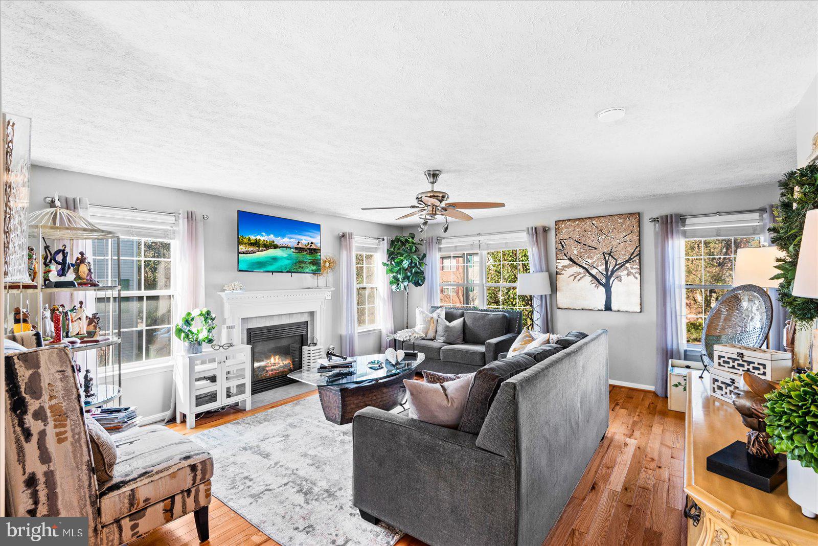 CHARLESTOWN COMMONS - Residential