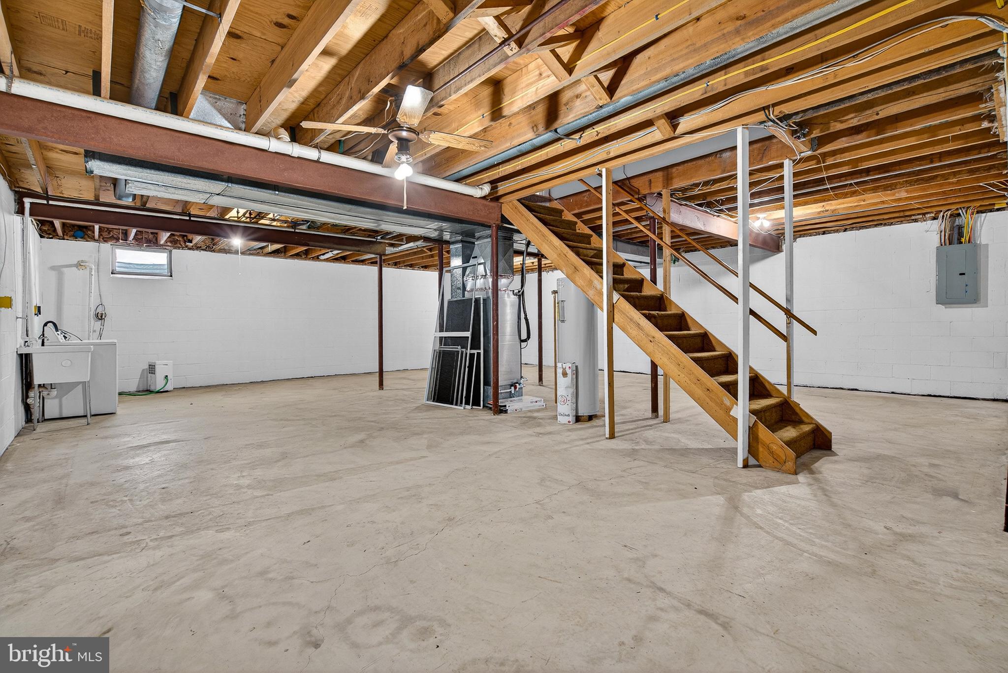 OLD FIELDS - Residential