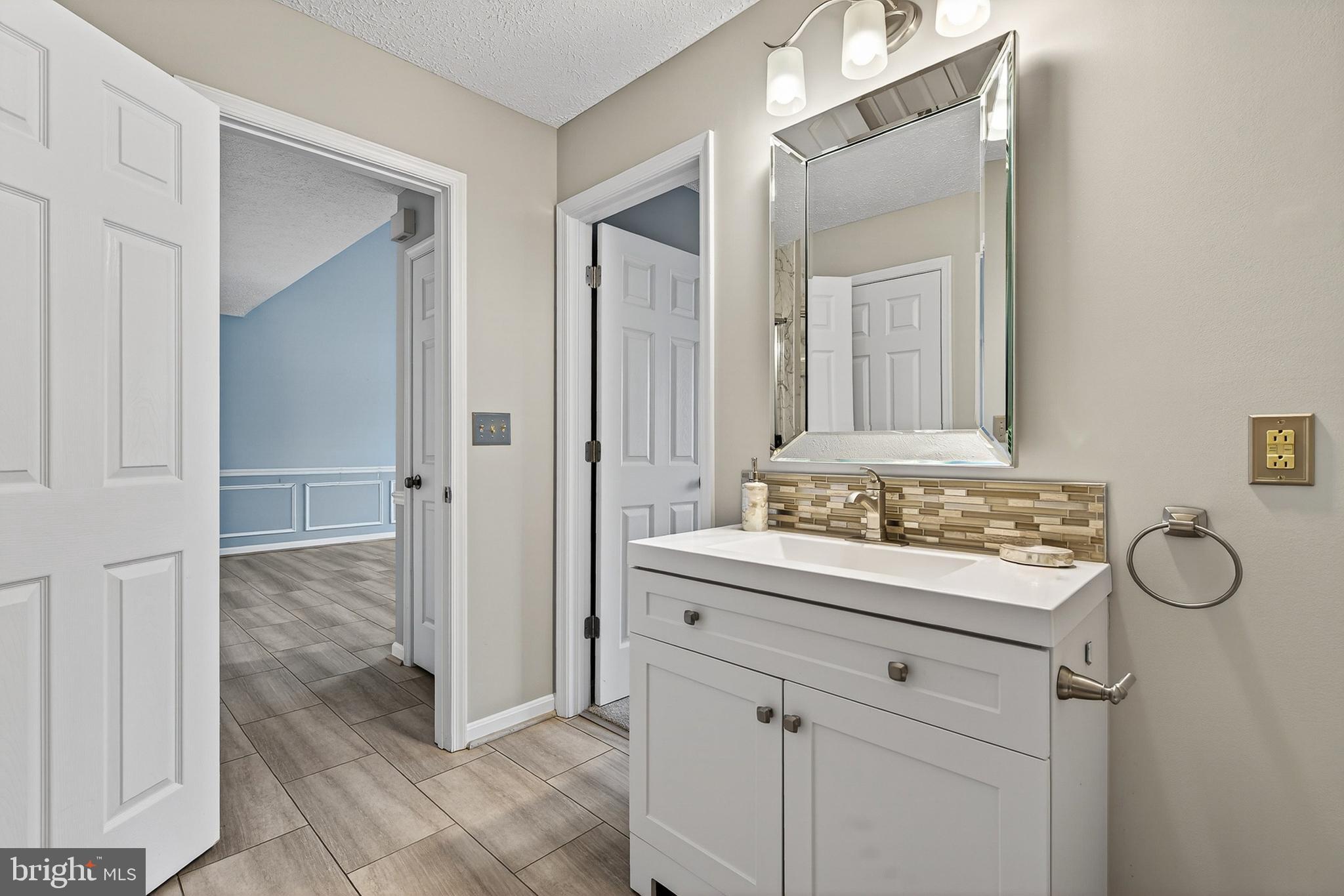 OLD FIELDS - Residential