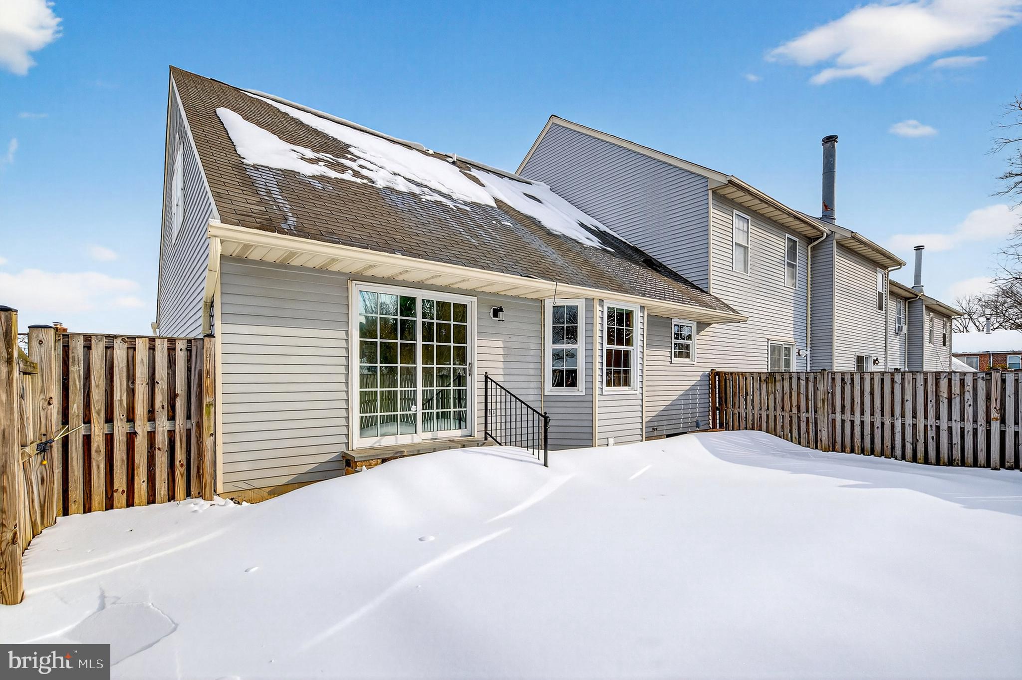 OLD FIELDS - Residential